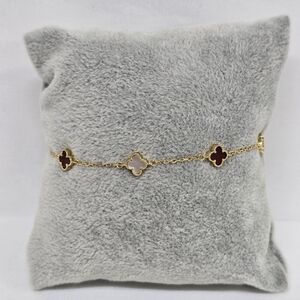 Multi color clover Dainty Bracelet